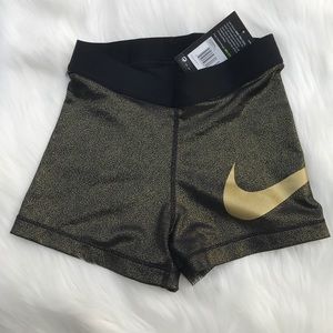 Nike Pro 3” shorts XS